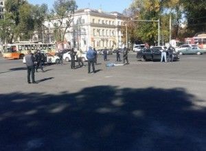 Подозреваемых в торговле радиоактивными веществами задержали в Кишиневе.