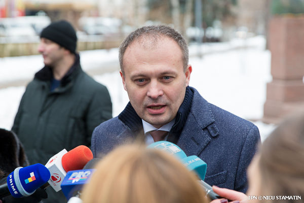 Preşedintele Parlamentului a declarat că în situaţia actuală Nicolae Timofti este un preşedinte bun şi este foarte bine că a acceptat să asigure interimatul.