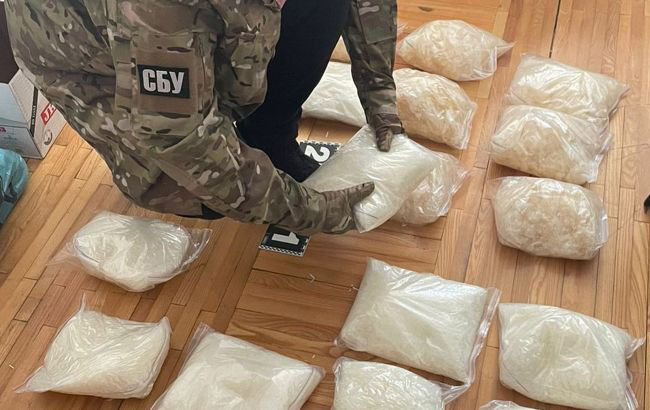 СБУ поймала контрабандистов, переправлявших психотропные препараты в Молдову.