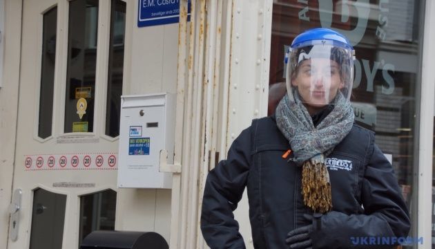 Нидерланды продлили карантин до 14 января.