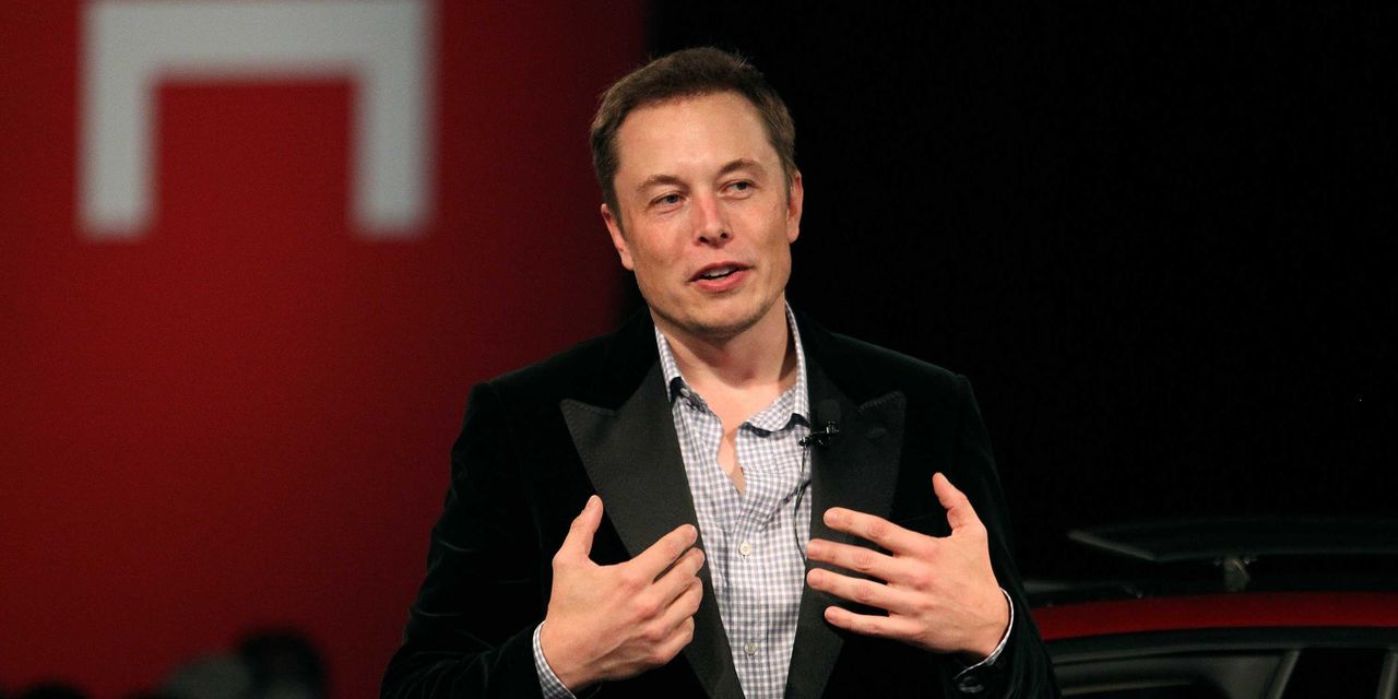 Antreprenorul și programatorul miliardar Elon Musk, fondatorul companiei Tesla. Foto: storypick.com