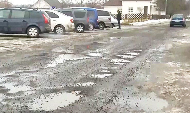 В Криулянах пришла в негодность недавно отремонтированная дорога.