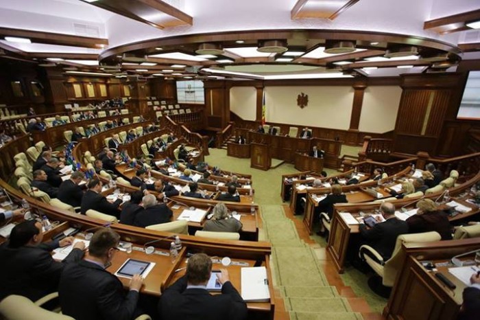 Парламент должен быть сформирован в течение 30 дней после выборов, то есть до конца этого года.   Фото: unimedia.info