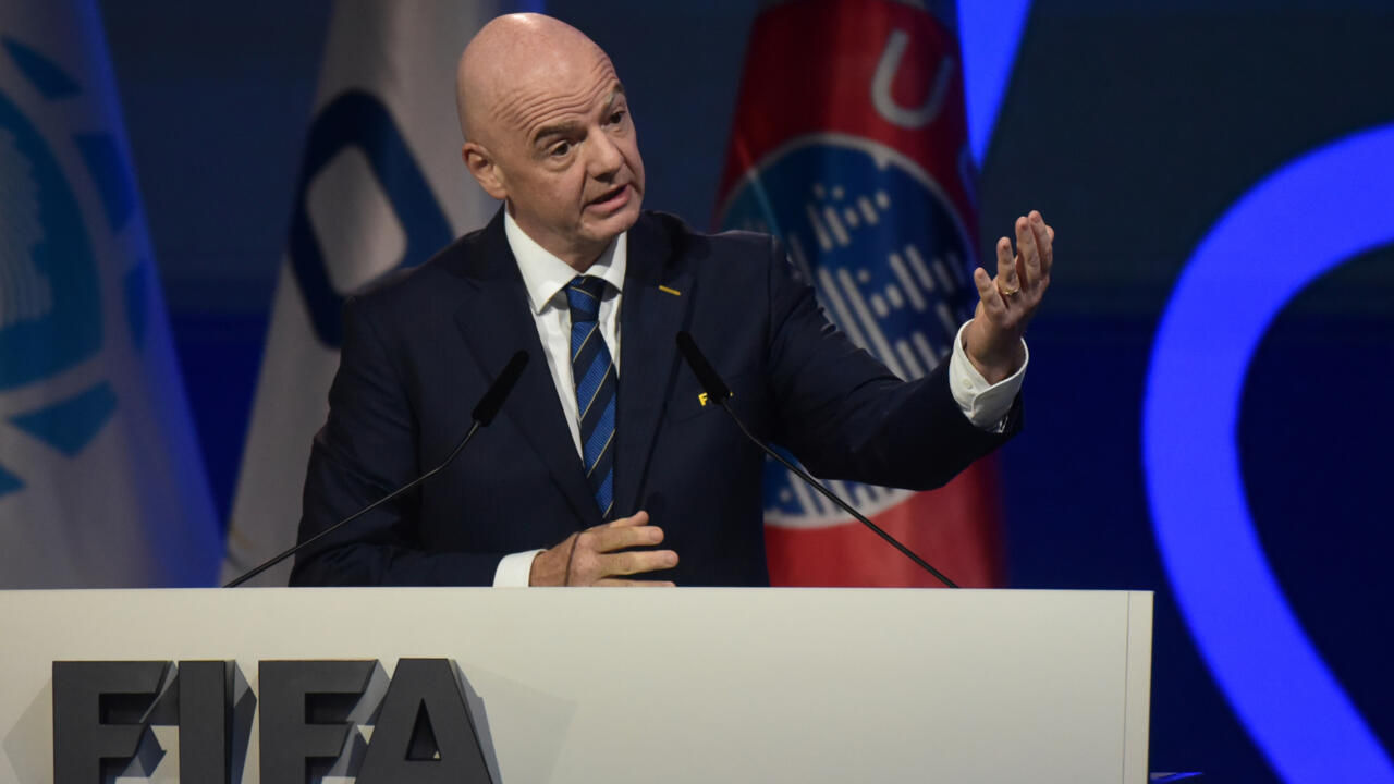 Protest la congresul FIFA: Delegațiile europene au părăsit sala din cauza întârzierii lui Gianni Infantino.