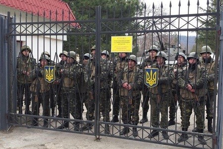 В субботу в области военнообязанным разнесли тысячи повесток.