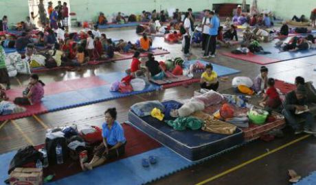 Indonezia: Mii de locuitori evacuaţi din cauza erupţiei unui vulcan