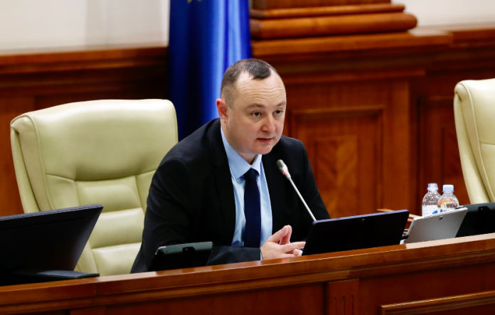 Вице-спикер и председатель фракции БКС Влад Батрынча.