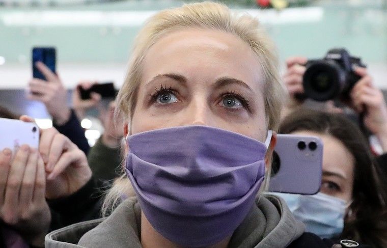 Адвокат Навальной рассказала, что искали силовики в квартире: Изъяли всё.