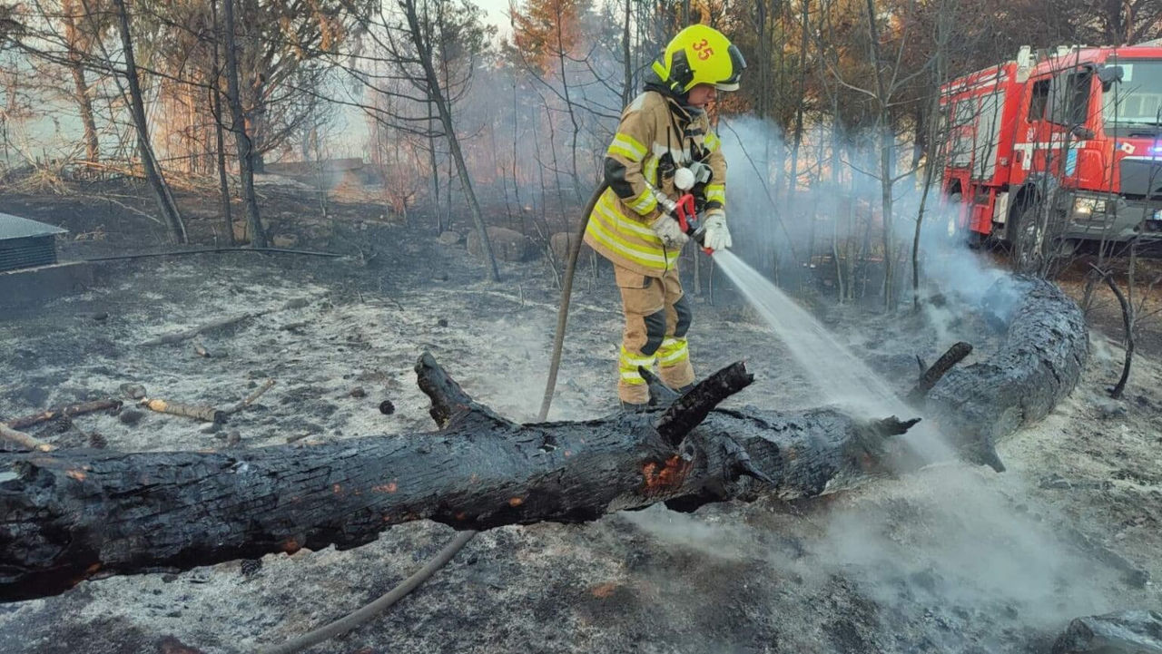 Pompierii moldoveni continuă lupta împotriva incendiilor din Grecia.