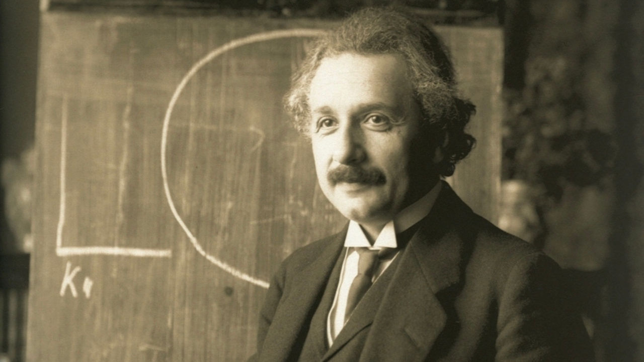 Faimoasa scrisoare anti-război a lui Einstein, scoasă la licitație.