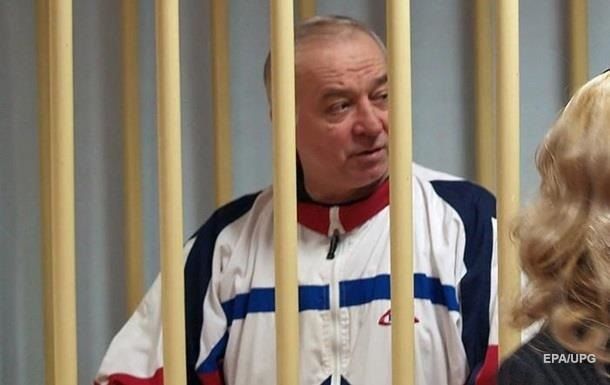 Россия требует личной встречи со Скрипалем.