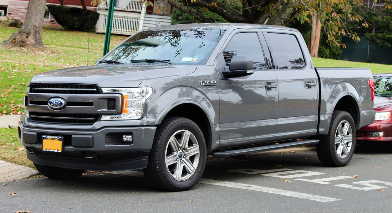 Топливные баки могут оторваться на ходу: Ford отзывает 223 тысячи машин.