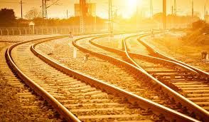 India a lansat un nou tren ce funcționează pe baza energiei solare. Foto simbol: descopera.ro