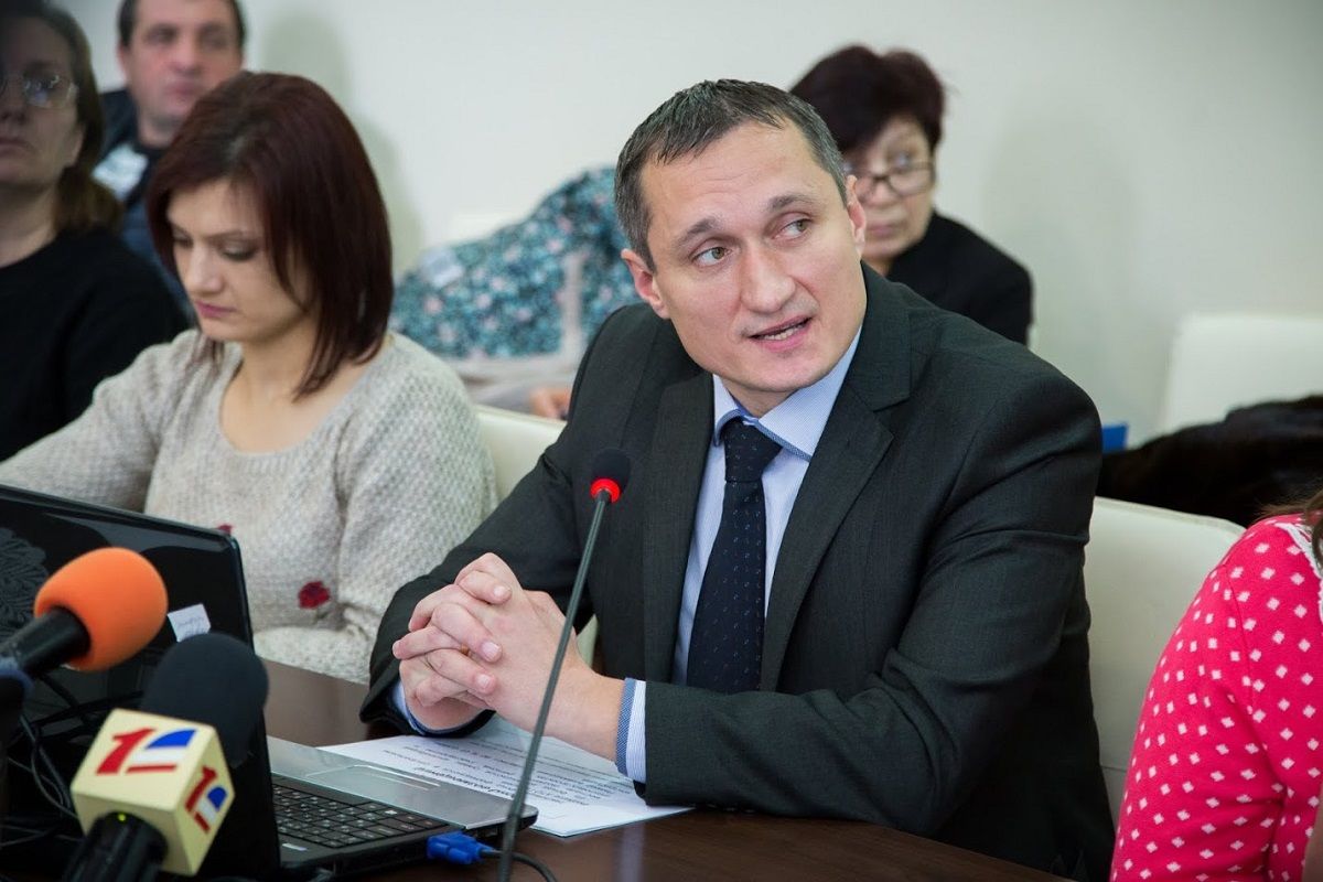 Alexandr Tarnavschi a anunţat astăzi prin intermediul unei înregistrări video că demisionează. Foto: deschide.md