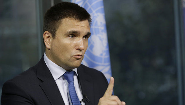 Глава МИД Украины пообещал развитие языков нацменьшинств в стране.