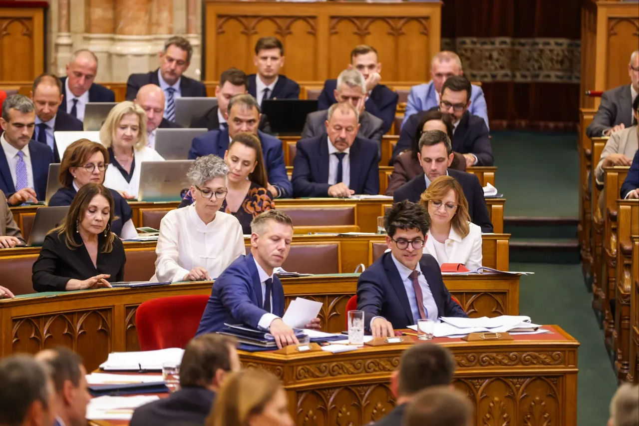 Parlamentul Ungariei a limitat durata mandatului prim-ministrului.