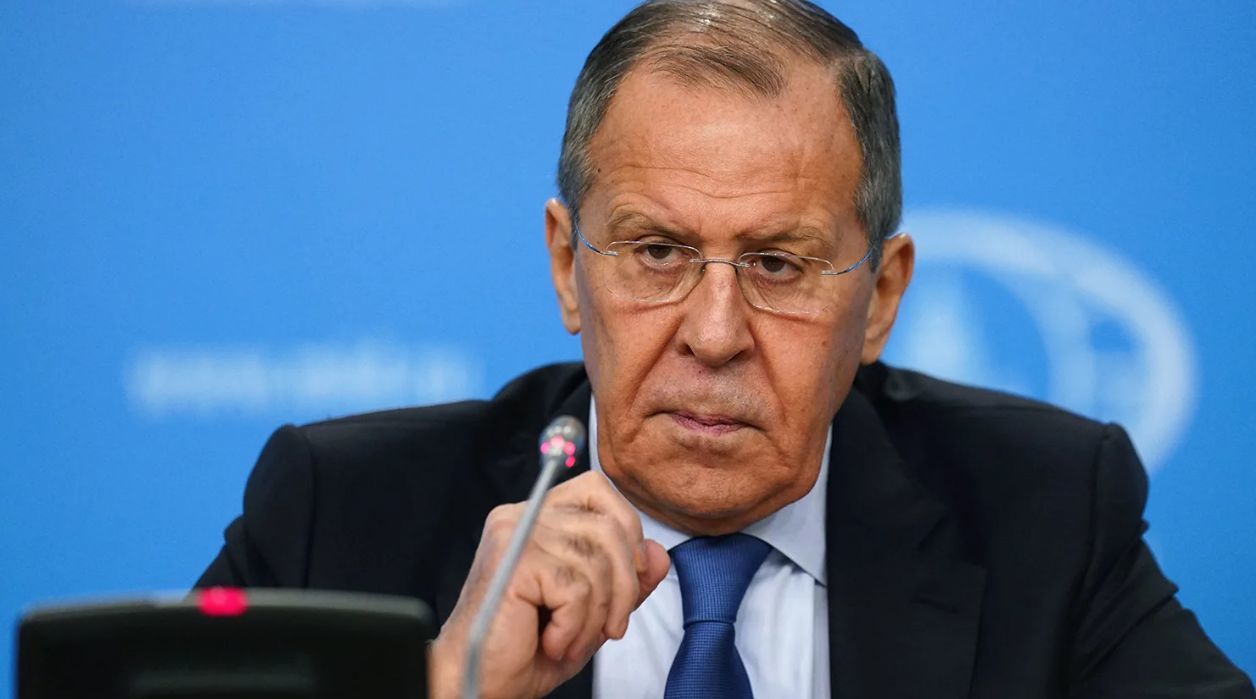 Лавров: Россия будет противостоять давлению США.