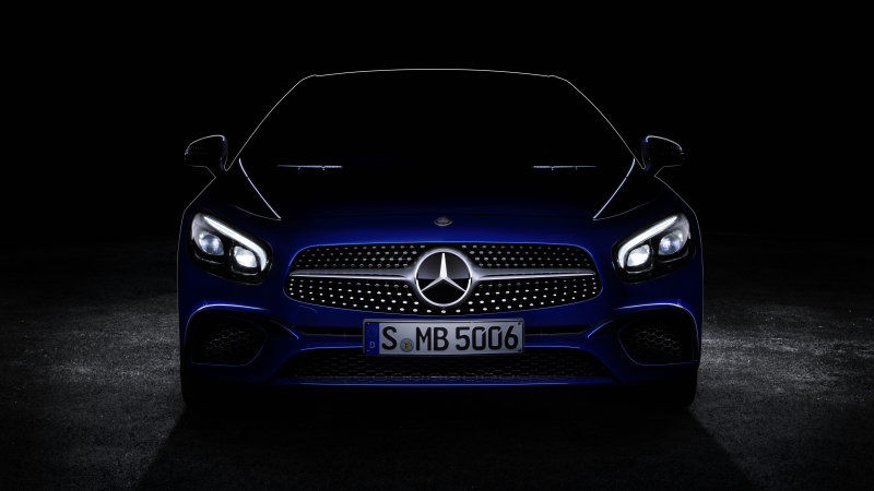 Mercedes-Benz также сделает ставку на мягкий гибрид со стартером-генератором.