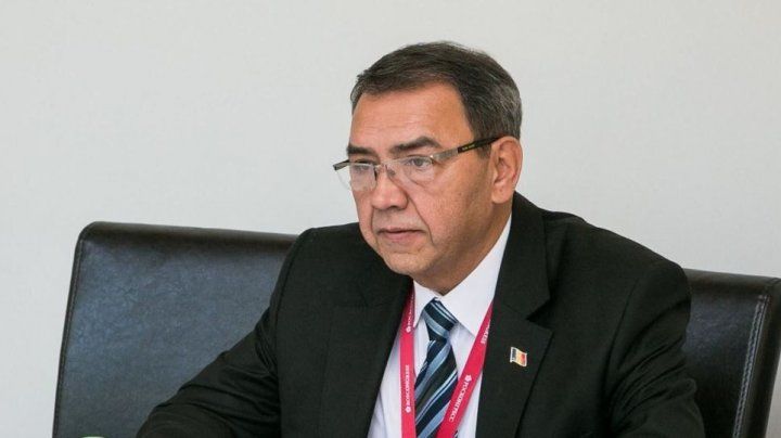 Кандидат в премьеры от парламентского большинства Владимир Головатюк.