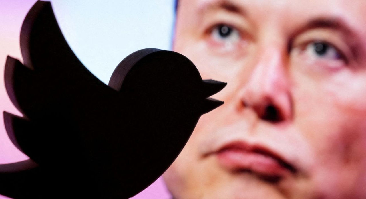Маск объявил о снятии блокировки с аккаунтов журналистов в Twitter.