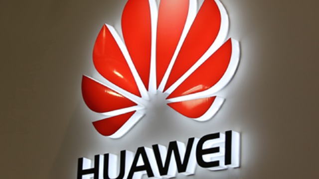 Huawei depăşeşte Apple şi ajunge lângă Samsung