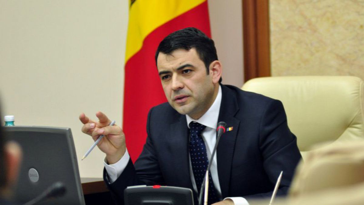 Tinerii din PL spun că au găsit diploma de BAC a lui Gaburici. Foto: ntv.md
