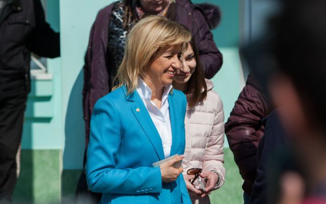 Irina Vlah, noul başcan ales al Găgăuziei, intenţionează să transforme inaugurarea sa într-o manifestaţie amplă cu participarea conducerii de vârf de la Chişinău.