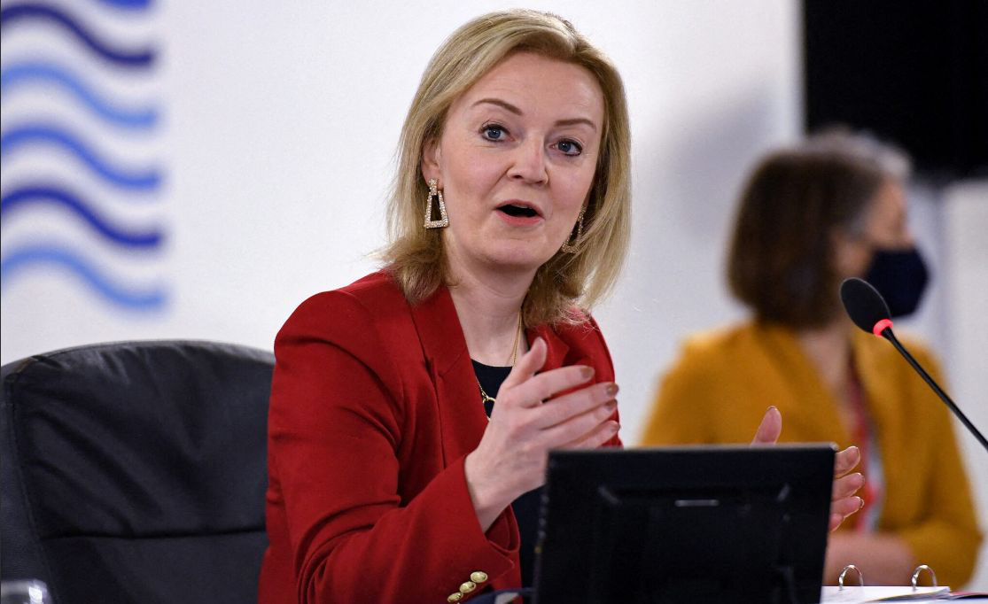 Лондон: Санкции против РФ нельзя отменять до полного освобождения Украины.