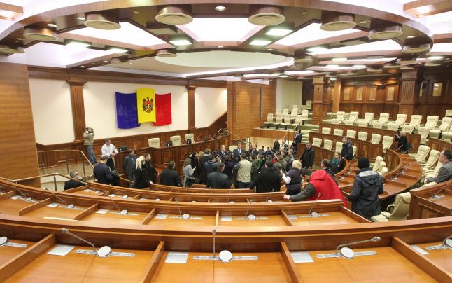 Consiliul Alianţei pentru Integrare Europeană urmează să se întrunească astăzi, 28 octombrie, în şedinţă.