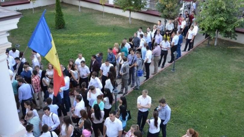Înscrierea la INJ în 2016. Foto: inj.md