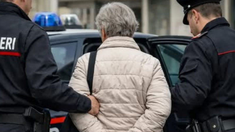 В Италии молдаванку отправили в тюрьму за издевательства над пожилым мужчиной.