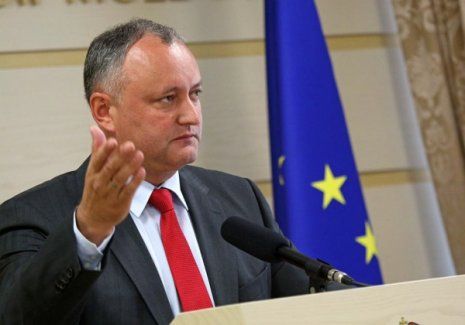 Igor Dodon spune că este presat de Partidul Democrat din Moldova