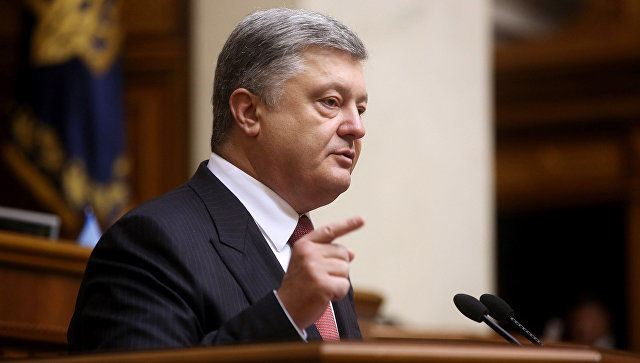 Порошенко призвал не допустить инвесторов из РФ к приватизации на Украине.