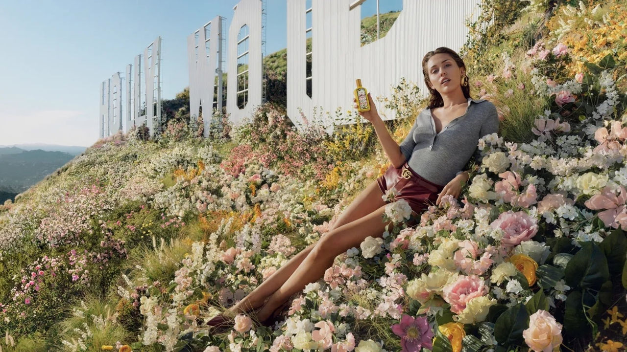 Майли Сайрус стала лицом нового аромата Gucci.