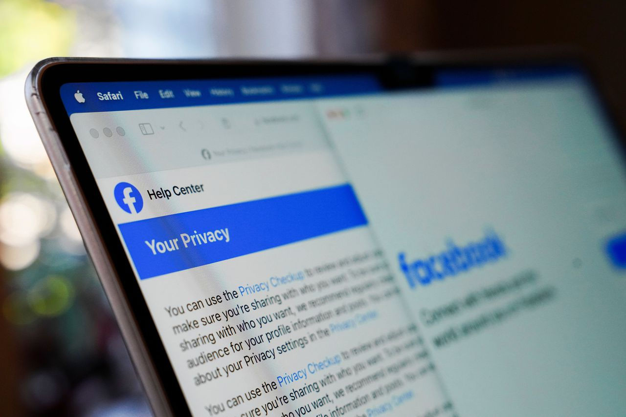 CJUE: Facebook nu poate folosi datele personale ale utilizatorilor în scopuri publicitare.