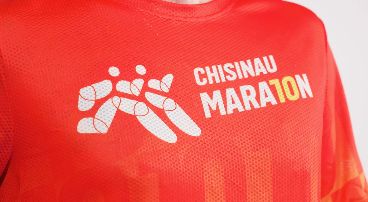 Представлена футболка Chisinau Marathon 2024 – символ юбилея.