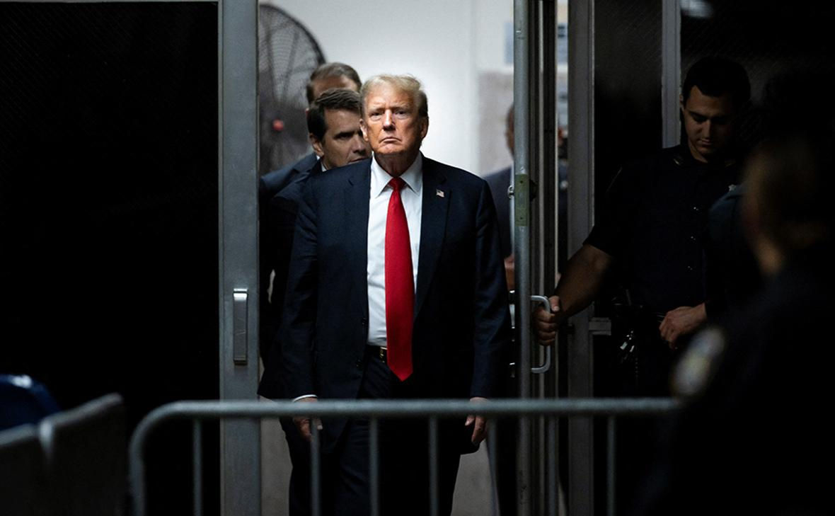 Суд в Нью-Йорке решил, что у Трампа нет иммунитета президента по делу о подлоге.