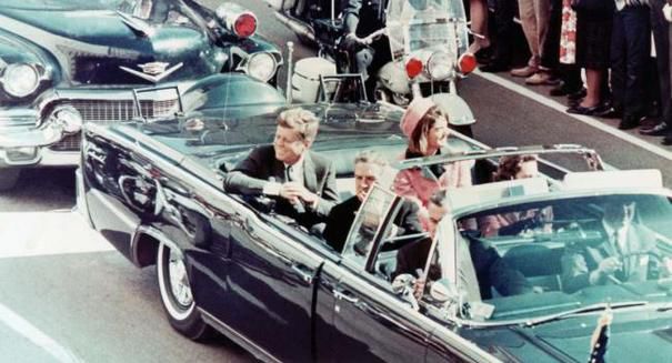 Donald Trump a declasificat o parte din documentele secrete privind asasinarea fostului preşedinte american John F.Kennedy.