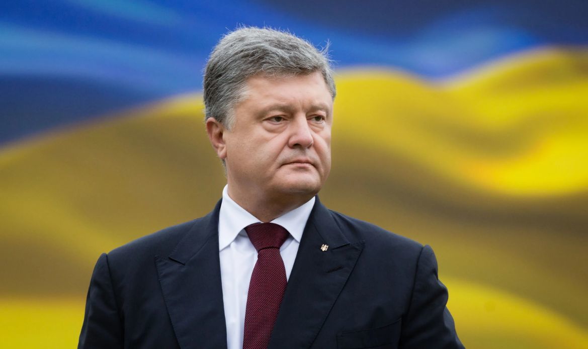 Порошенко захотели лишить гражданства из-за бизнеса в России.