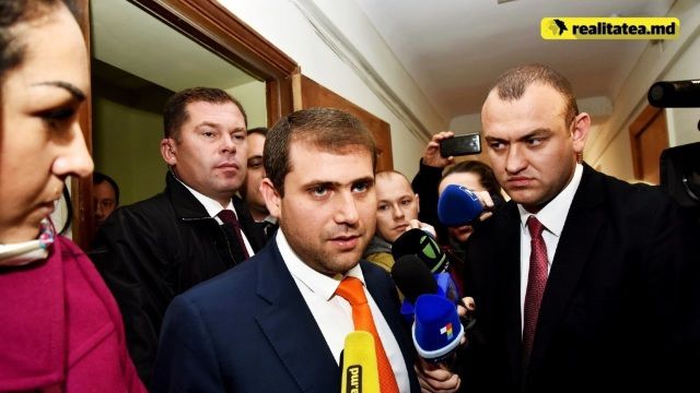 Следующее заседание по делу Шора пройдет 16 мая.