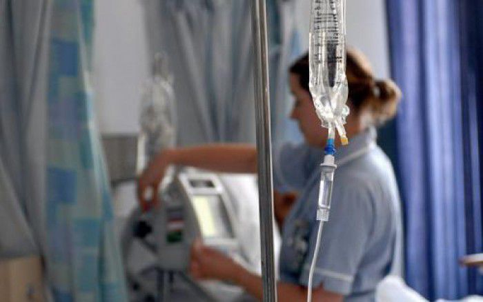 Printre încălcări ar fi: planificarea deficientă a mijloacelor financiare pentru achiziţionarea medicamentelor, lipsa în stocuri a unor medicamente şi consumabile. Foto: curierulnational.ro