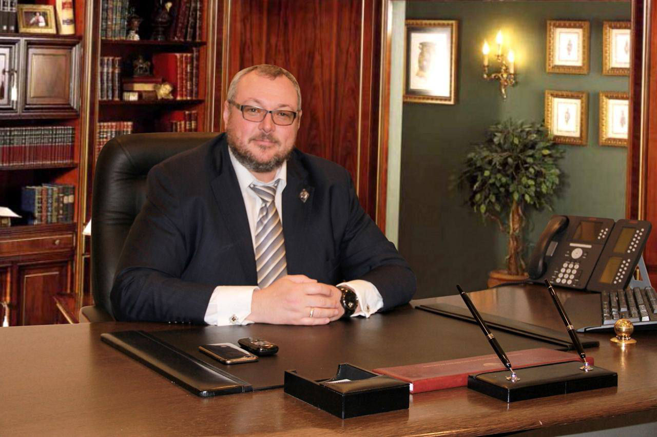 Подробности смерти вице-главы "Газпромбанка": водитель сбежал в Молдову.