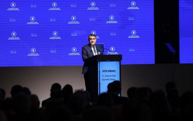 Турция весной начнет прокладку газопровода к месторождению в Черном море.