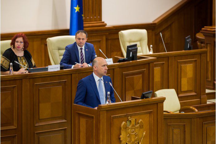 Филип призвал власти и общество к активному сотрудничеству.