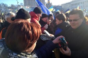 Линкявичюс не первый иностранный политик, посетивший палаточный городок на площади Независимости. Фото: zn.ua