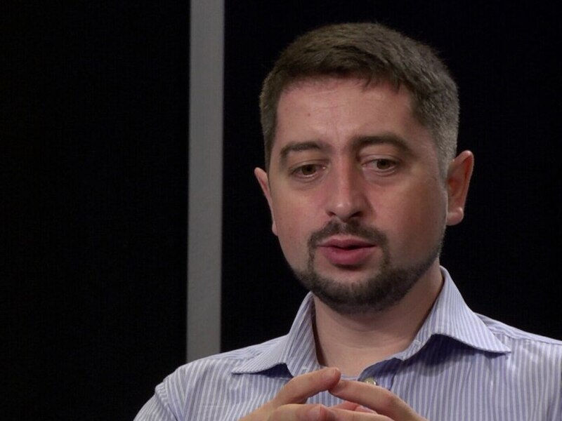 Паша: Маловероятно, что через уличные акции смогут захватить власть.