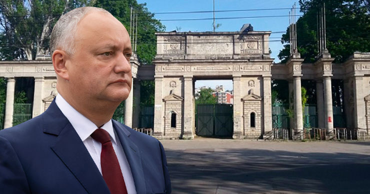 Додон: Мы готовы провести референдум о судьбе Республиканского стадиона. Коллаж: Point.md