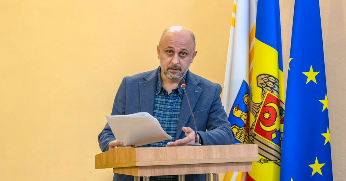 Pavaloi: Tot mai mulți copii vin să învețe în Chișinău din cauza așa-numitelor reforme create de PAS.