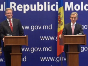 Întrebat când moldovenii ar putea circula fără vize în UE, oficialul european a spus că ar vrea să știe asta și Domnia Sa.