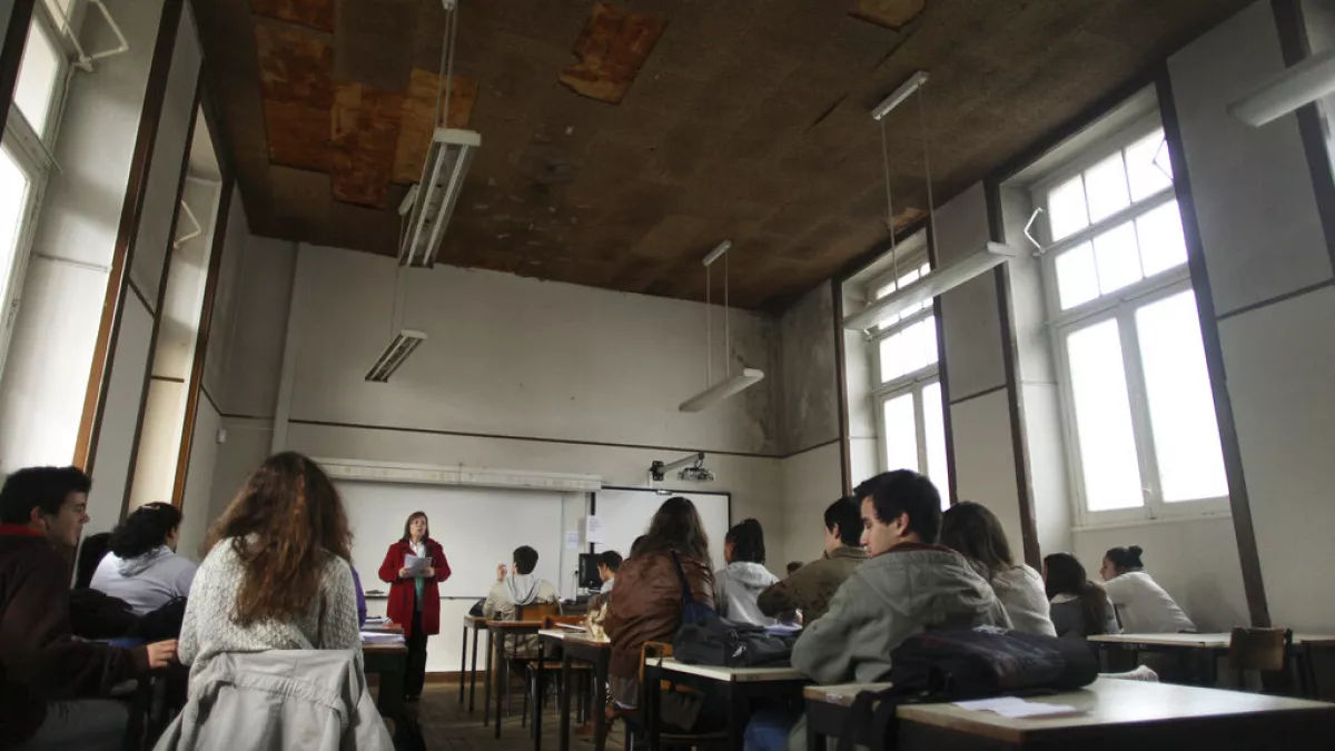 Profesorii portughezi pleacă din școli: Autoritățile caută soluții.